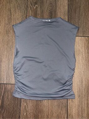 abercrombie sleek mockneck top!